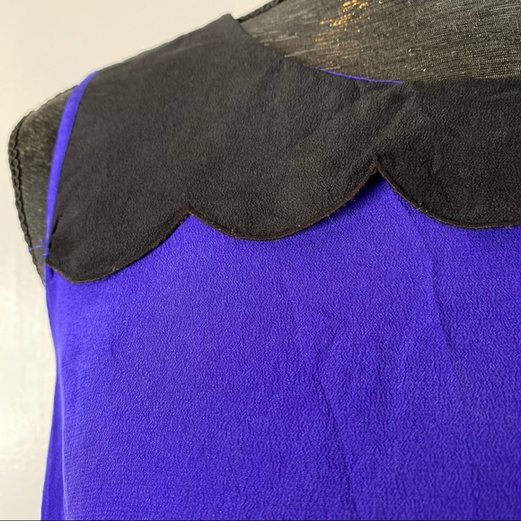 Club Monaco Silk Scalloped Sleeveless Top - Picture 4 of 15